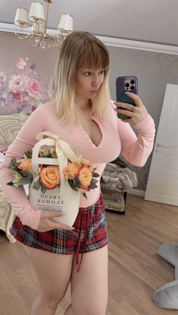 Chica busca chico en Almería: 