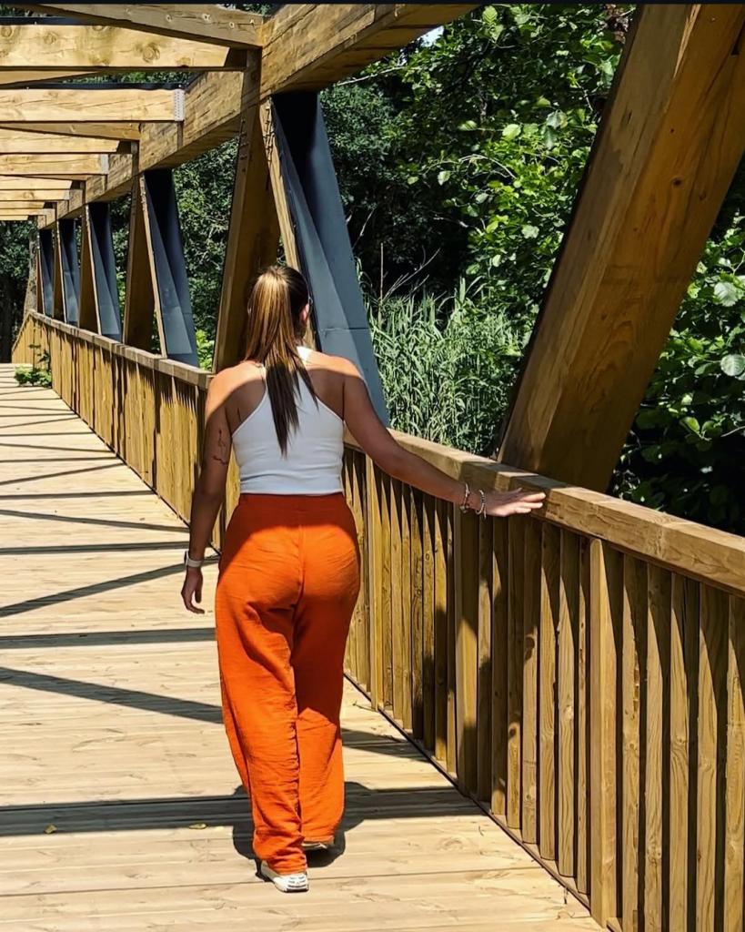 632297848: Chica busca chico en Sevilla