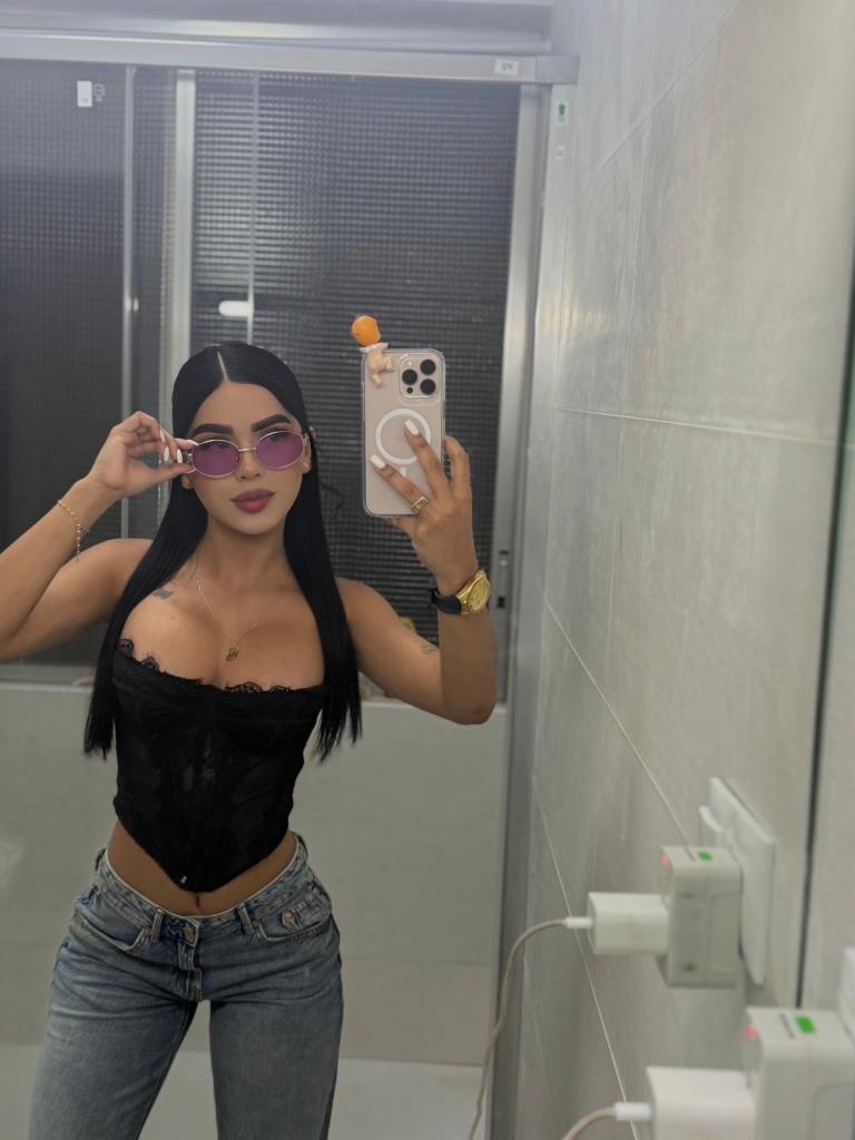 Chica busca chico en Alicante: 