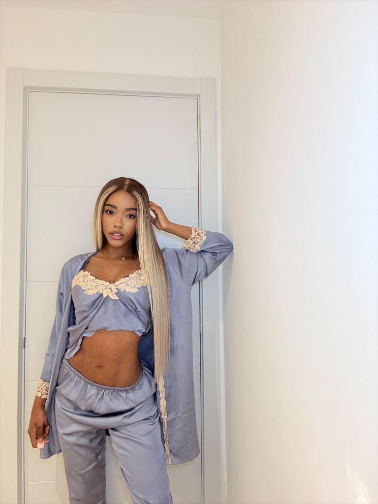 670845989: Chica busca chico en Mallorca