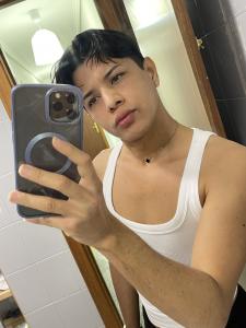 678721764: Chico busca chica en Cantabria