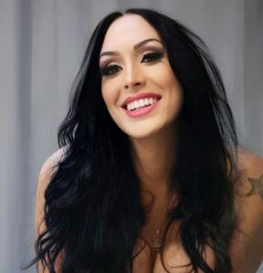 672887226: Transexual en Cádiz