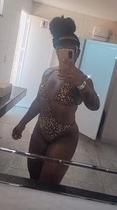 613921903: Chica busca chico en Cádiz