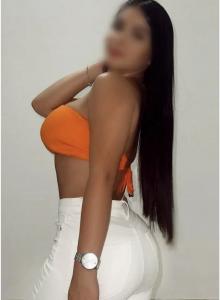 623351403: Chica busca chico en Murcia