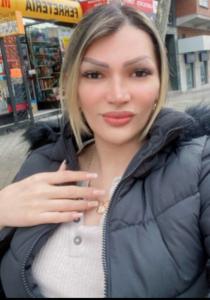 653212550: Transexual en La Coruña