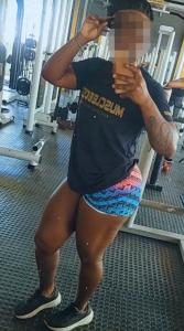 613921903: Chica busca chico en Cádiz