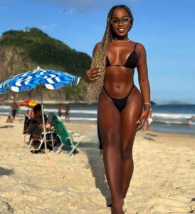 662235977: Chica busca chico en Lérida