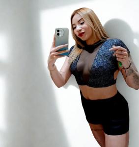 666314275: Chica busca chico en Ibiza