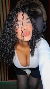 603944191: Chica busca chico en Almería
