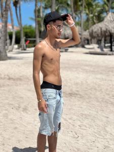 603484045: Chico busca chica en Málaga