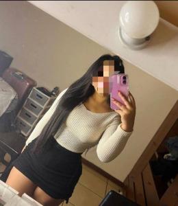 642897828: Chica busca chico en Murcia