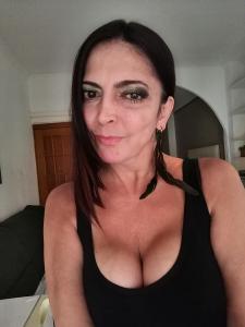 727752573: Chica busca chico en Cádiz