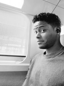 614395226: Chico busca chica en Madrid