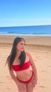 613907399: Chica busca chico en Cádiz