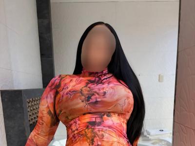 665730666: Chica busca chico en Barcelona