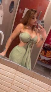 687658076: Chica busca chico en Sevilla