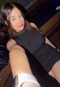 672925803: Chica busca chico en Orense