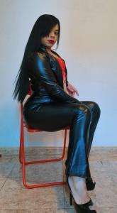 613603838: Transexual en Navarra