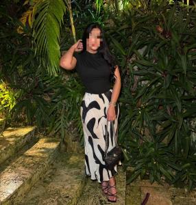 606895376: Chica busca chico en Pontevedra