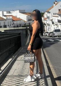 673602408: Chica busca chico en Málaga