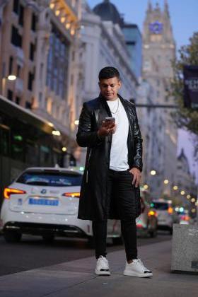 623462383: Chico busca chica en Salamanca