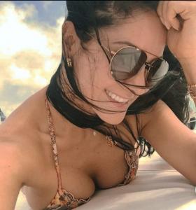 614869449: Chica busca chico en Navarra