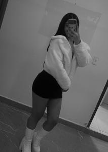 603961822: Chica busca chico en Sevilla