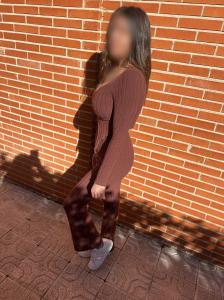 614986366: Chica busca chico en Madrid