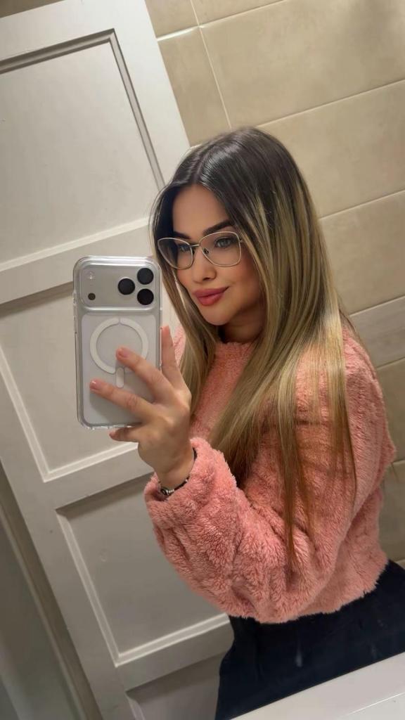 Chica busca chico en Granada: 