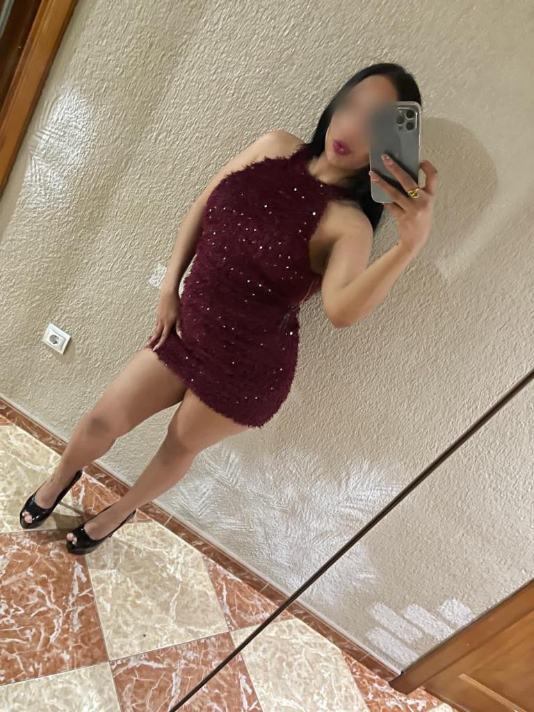 Chica busca chico en Granada: 