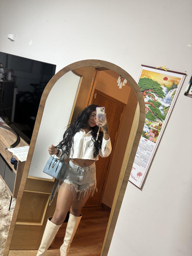 Chica busca chico en Alicante: 