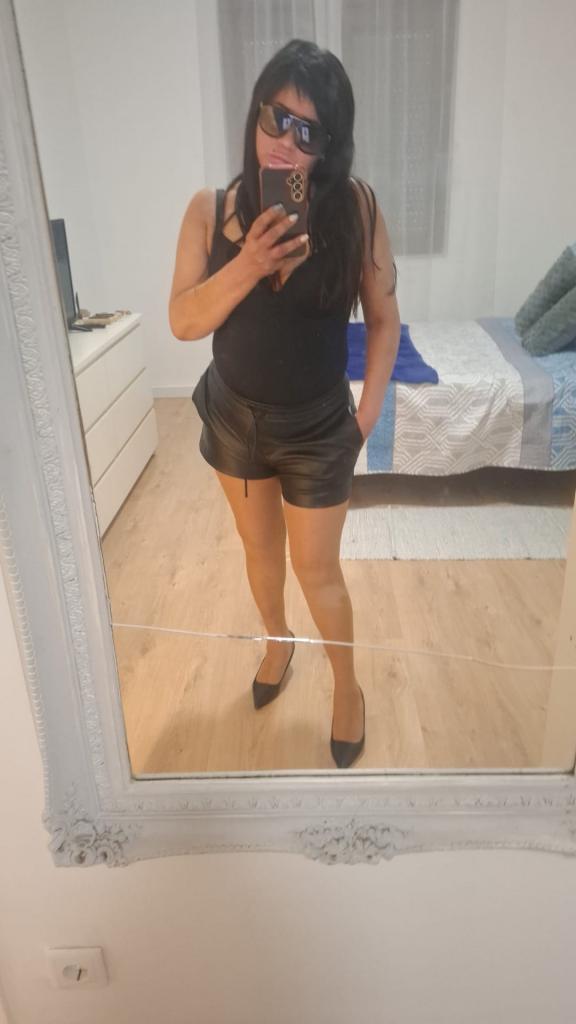 623432123: Chica busca chico en Asturias