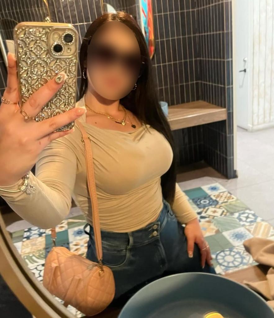 Chica busca chico en La Coruña: 