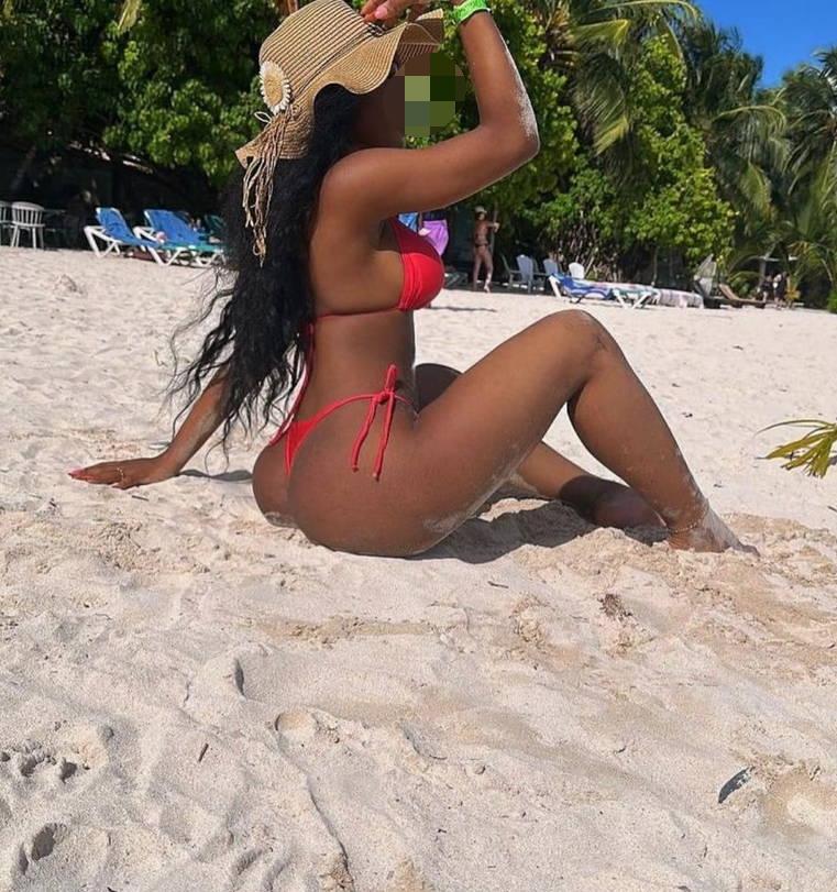 Chica busca chico en Menorca: 