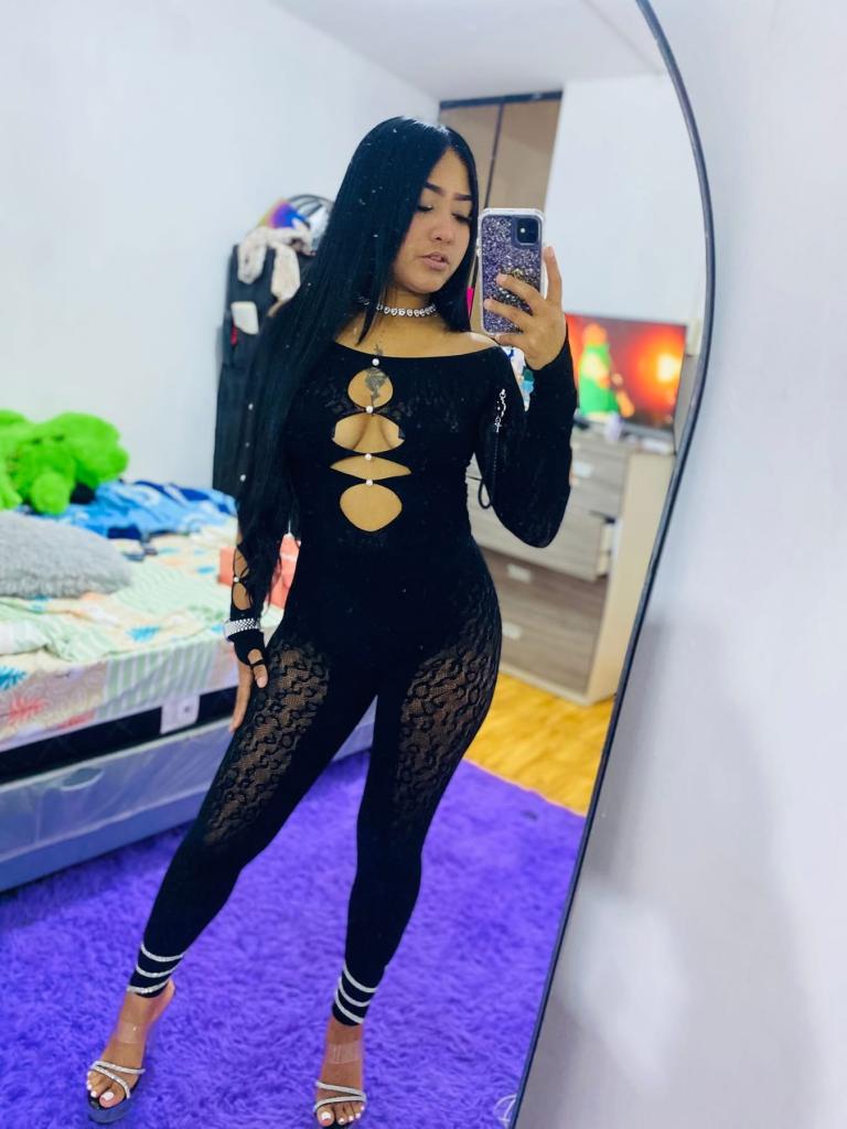 602457322: Chica busca chico en Orense