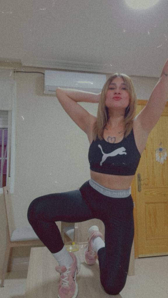 Chica busca chico en Almería: 