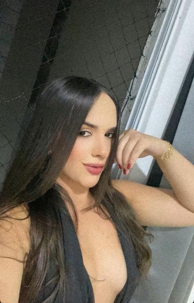 Chica busca chico en Almería: 