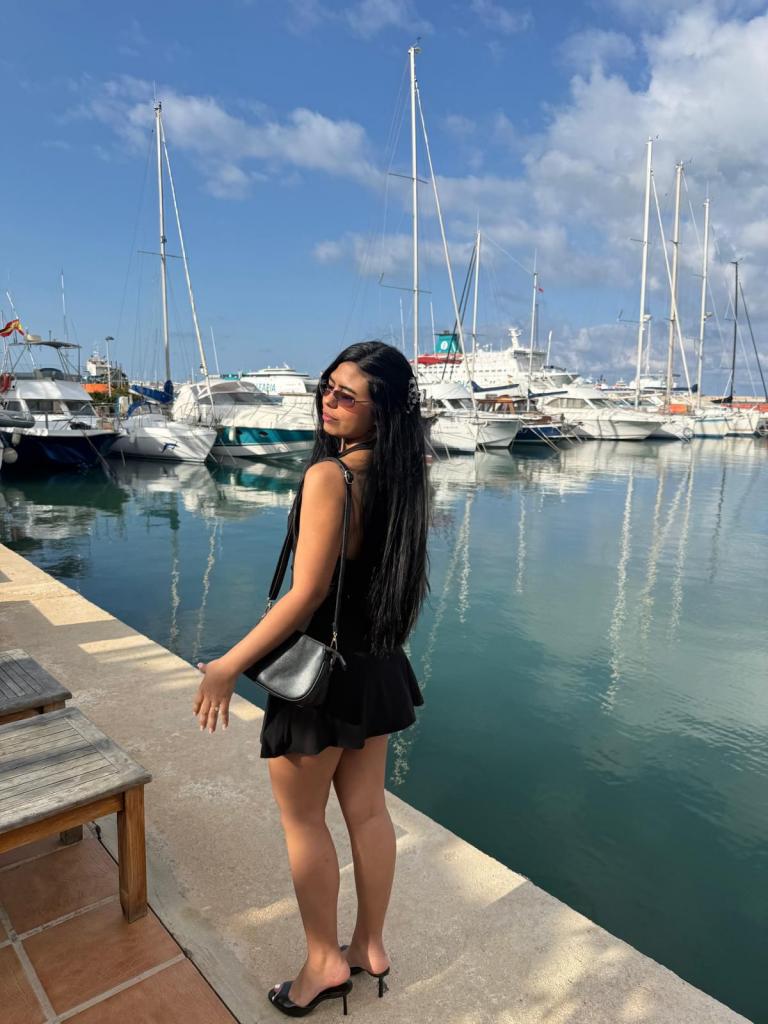 611222787: Chica busca chico en Málaga