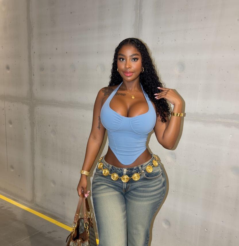 665570381: Chica busca chico en Cádiz