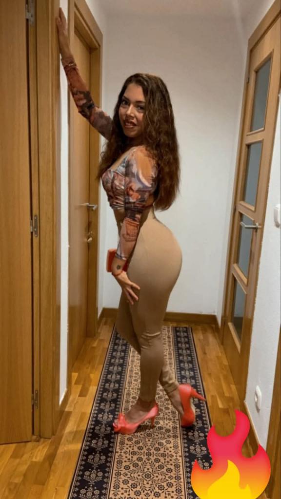 641456042: Chica busca chico en Navarra