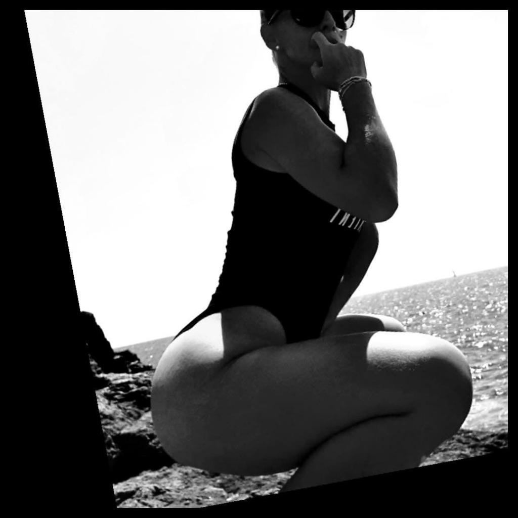 Chica busca chico en Mallorca: 