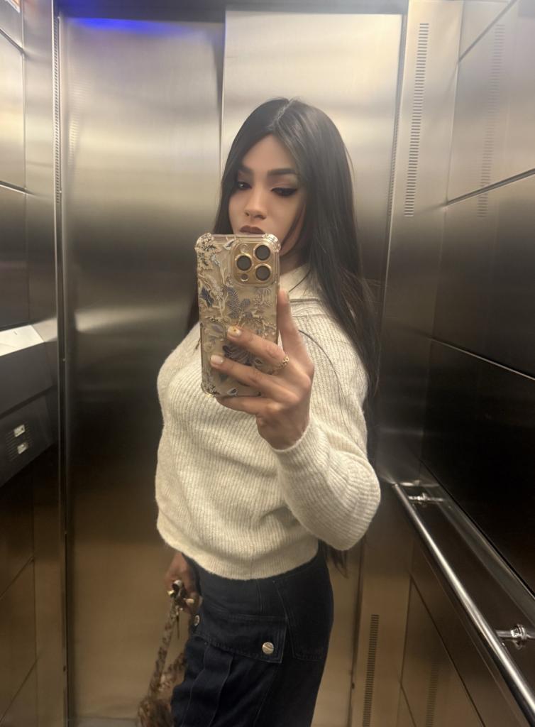 613682106: Travesti en Barcelona