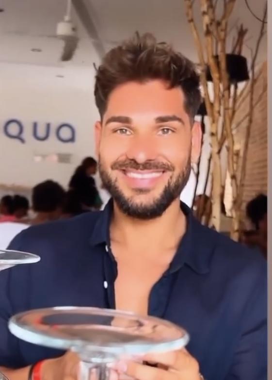 Chico busca chica en Barcelona: 