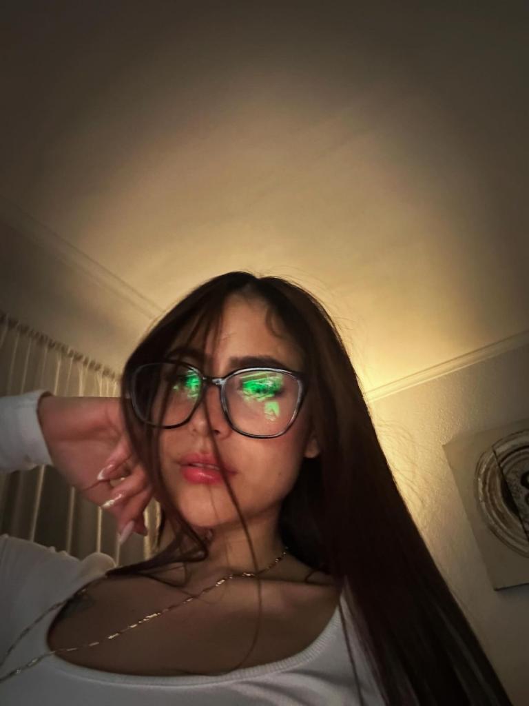 Chica busca chico en Lérida: 