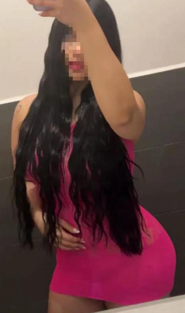 Chica busca chico en Valencia: Chica busca chico