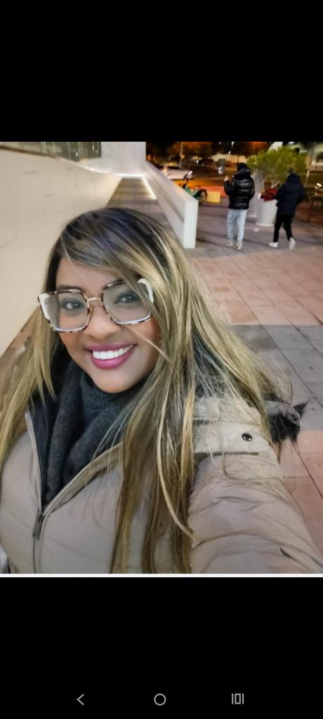 Chica busca chico en Huelva: 