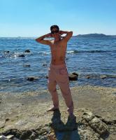 643314821: Chico busca chica en Ibiza