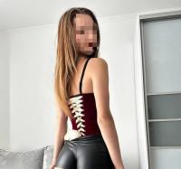 613448436: Chica busca chico en Cádiz