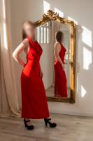 663172509: Chica busca chico en Barcelona