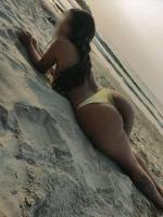 614670681: Chica busca chico en Sevilla